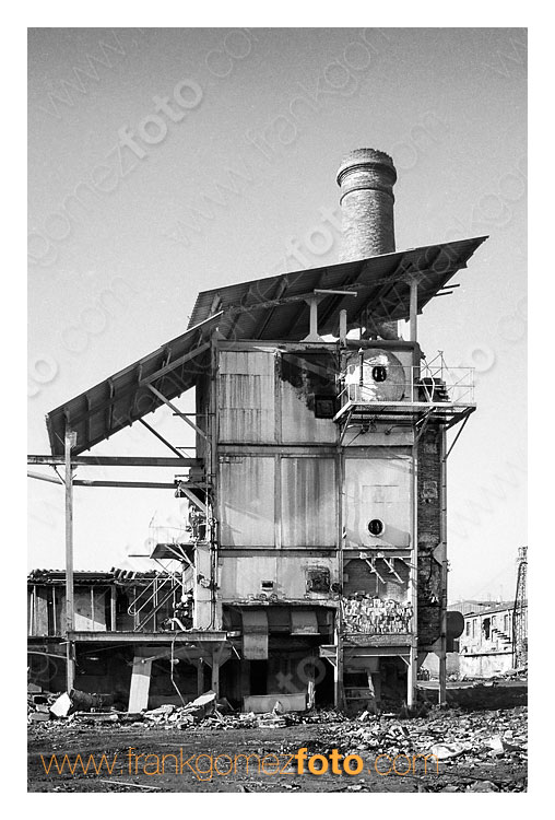 Frank Gomez - PASSAT INDUSTRIAL - fotografía de arquitectura: Antiga