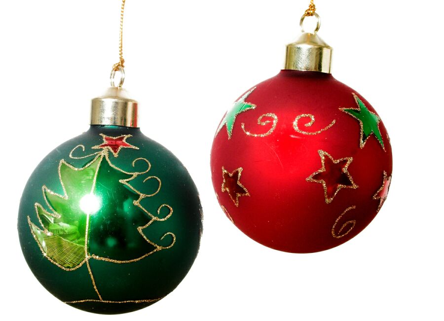 EZ Decorating Know-How: Delightful Christmas Ornaments: Traditions