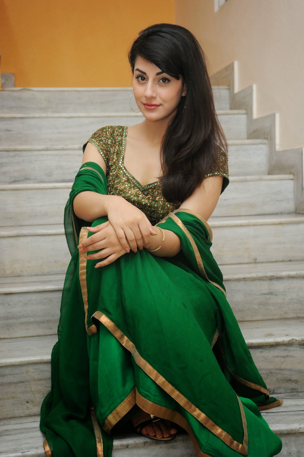 Billa Ranga heroine Rishika Hot Photos - FilmyFi — Stay Connected, Stay