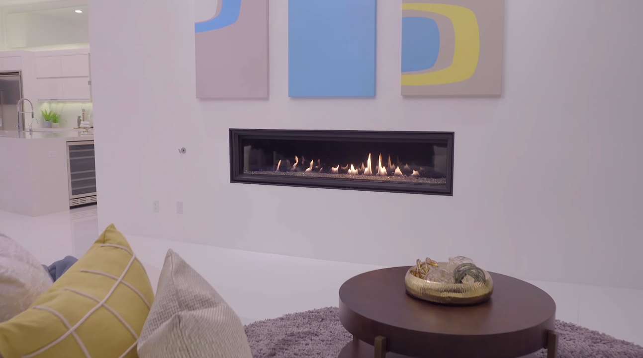32 Photos vs. Palm Springs, CA Luxury Home Interior Design Tour By Brian Foster