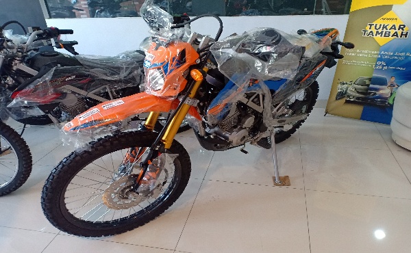 Naksir Kawasaki KLX BF Karena Bisa Menerobos Banjir Naksir Kawasaki KLX BF Karena Bisa Menerobos Banjir