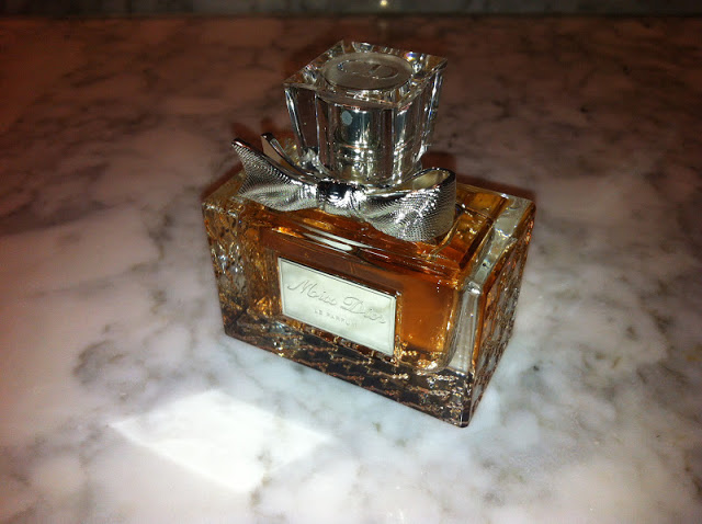 Miss Dior Le Parfum profumo, fragranza, flacone 2012, Natalie Portman, video e foto
