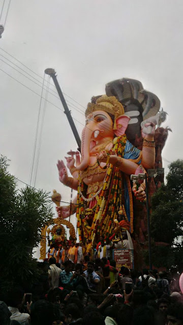 Khairatabad Ganesh nimajjanam photos 2016 Khairatabad Ganesh nimajjanam photos 2016