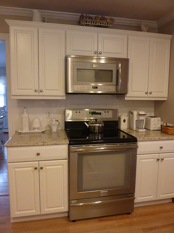 Kitchen Makeover at Cottage Living {from beach to burbs} - DIY Show Off ...
