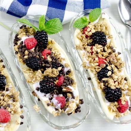 BREAKFAST BANANA SPLIT #healthy #homemade BREAKFAST BANANA SPLIT #healthy #homemade