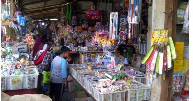 Pasar Gembrong Pusat Grosir Mainan Murah