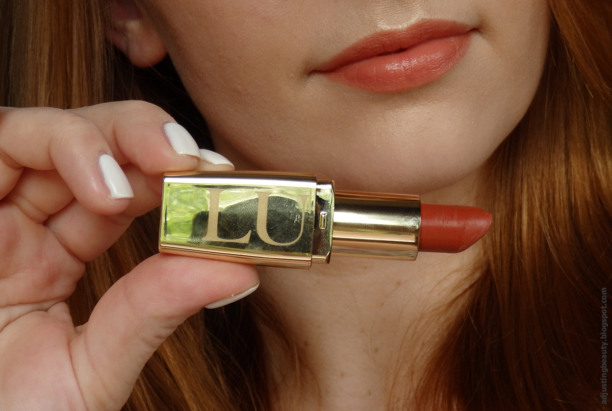 Review Avon Luxe Silken Lip Balm Honey Tint Adjusting Beauty review-avon-luxe-silken-lip-balm-honey-tint-adjusting-beauty