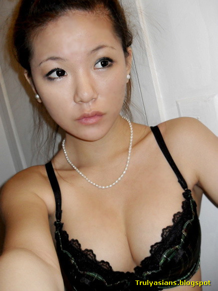 Nude Amateur Taiwan Girl - PHOTO PORN