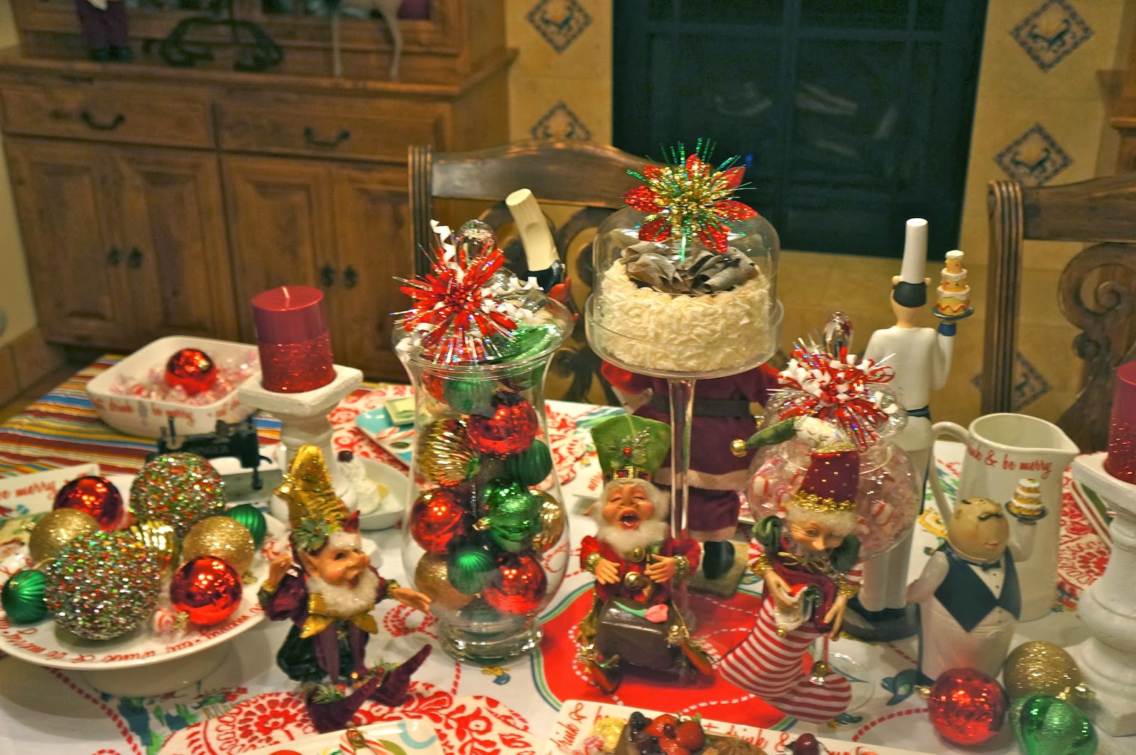 Pine Creek Style It's a Candy Christmas TableScape....