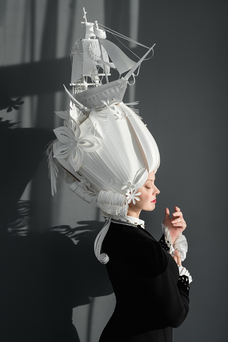 01-Asya-Kozina-Ася Козина-Baroque-Wigs-made-out-of-Hand-Cut-Paper-www-designstack-co