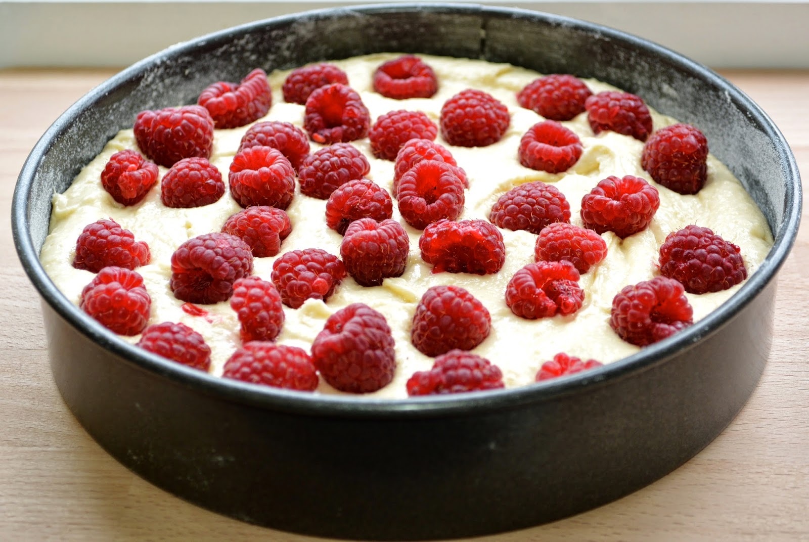 Kitchen Delights The Perfect Raspberry and Almond Cake Recipe