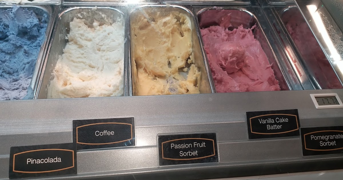 Review Ice Creams at Cold Stone Creamery