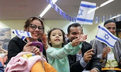 Nuevos olim desde Brasil cambiaron el Carnaval por Purim