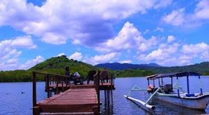 Berziarah Di Lombok? Kamu Bisa Datangi Makam Keramat Cemare Berziarah Di Lombok? Kamu Bisa Datangi Makam Keramat Cemare