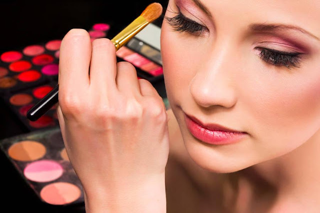 Bài hướng dẫn trang điểm mắt dự tiệc Bài hướng dẫn trang điểm mắt dự tiệc