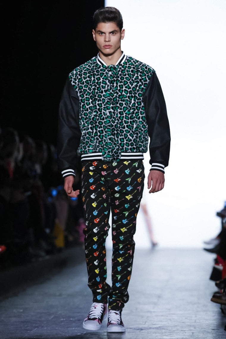 Jeremy Scott Fall/Winter 2016-2017 RTW NYFW Jeremy-Scott-fall-winter-2016-2017-collection-New-York-Fashion-Week, Jeremy-Scott-fall-winter-2016-2017, Jeremy-Scott-FW-2017, du-dessin-aux-podiums, dudessinauxpodiums
