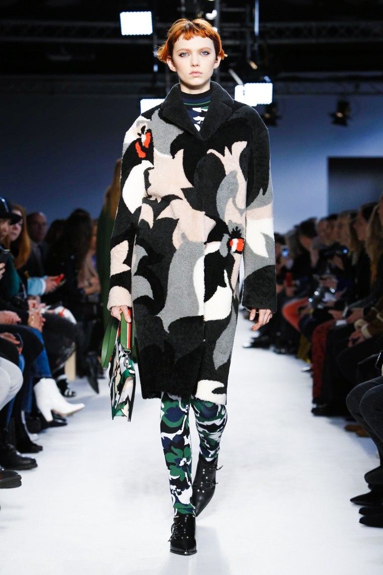 Emilio Pucci Fall/Winter 2016-2017 RTW MFW emilio-pucci-fall-winter-2016-2017-collection-milan-fashion-week, emilio-pucci-fall-winter-2016-2017, emilio-pucci-fall-winter-2016, emilio-pucci-fall-winter-2017, emilio-pucci-fall-2016, emilio-pucci-fall-2017, emilio-pucci-fall-2016-2017, dudessinauxpodiums, du-dessin-aux-podiums