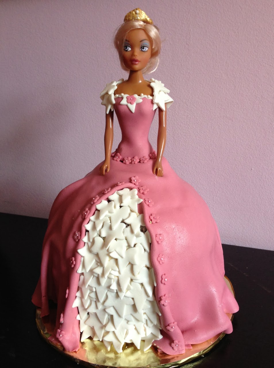 besøg dygtige Wreck Frk Flindts Kunst og Kage: barbie prinsesse kagen