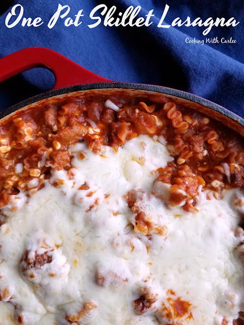 All of the flavors of lasagna cooked in one skillet on the stove. One pot skillet lasagna makes it possible to get it done on a weeknight and without a ton of dishes! All of the flavors of lasagna cooked in one skillet on the stove. One pot skillet lasagna makes it possible to get it done on a weeknight and without a ton of dishes!