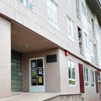 http://www.oleiros.org/web/concello-oleiros/bibliotecas/biblio/manuel-maria-oleiros