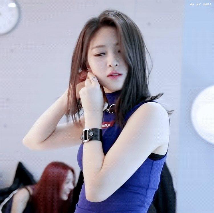 취향저격하던 날의 있지 ITZY 류진 분위기 모음.jpgif | 인스티즈