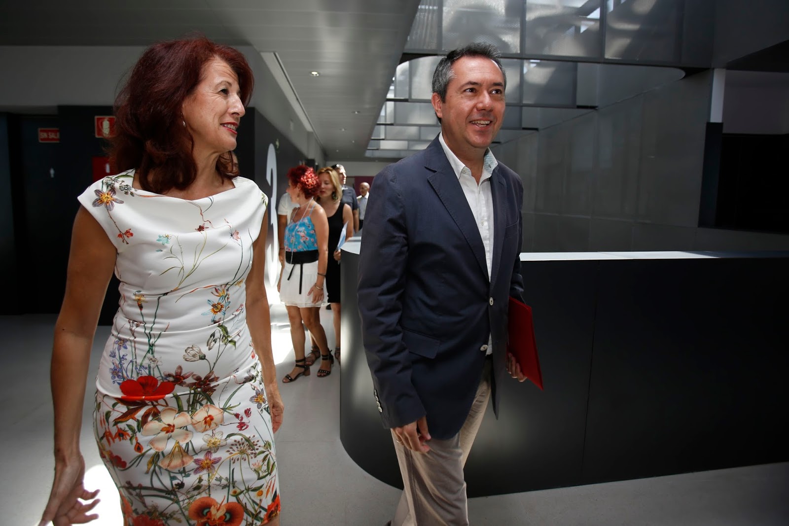 Gelán Noticias El alcalde de Sevilla Juan Espadas visita el Polígono