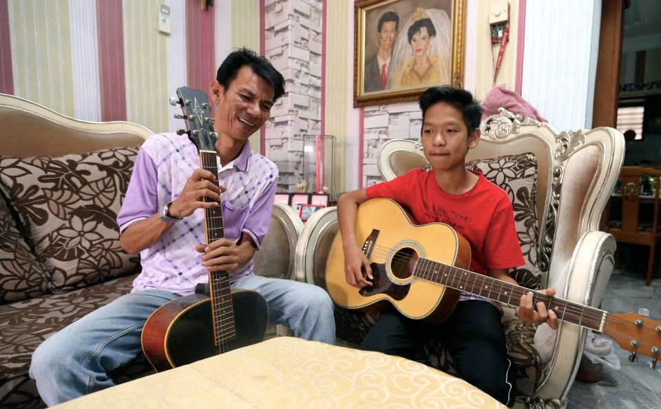 Antara lagu-lagu ciptaan Saari Amri yang pernah menggegarkan industri