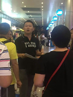 Một hướng dẫn viên du lịch người Trung Quốc hoạt động chui tại Việt Nam