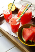 Limonade à la pastèque, plate ou pétillante http://cookalifebymaeva.blogspot.fr/2015/08/limonade-la-pasteque-plate-ou-petillante.html
