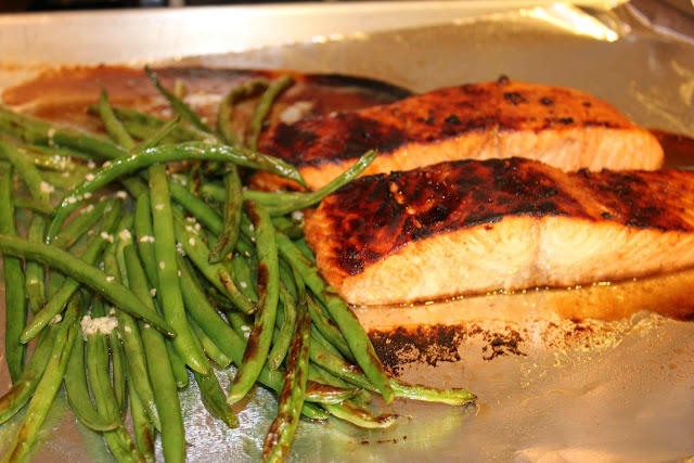 Five-Spice-Glazed Salmon with Sesame Green Beans – Dallas Duo Bakes