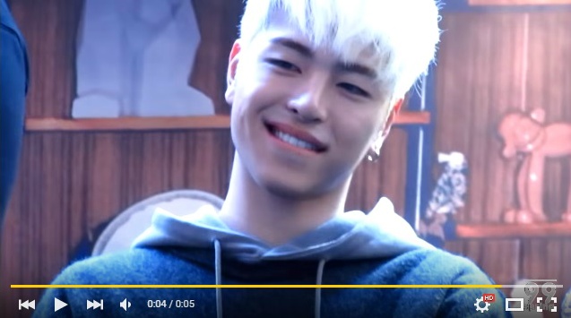 아이콘에서 의외로 덕후몰이 하는 멤버 | 인스티즈