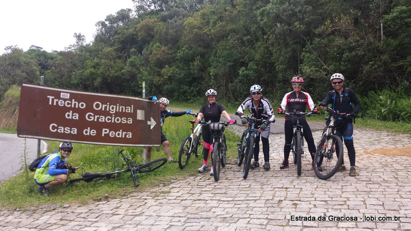 Viajar de bicicleta pela Estrada da Graciosa: cicloturismo na Mata Atlântica