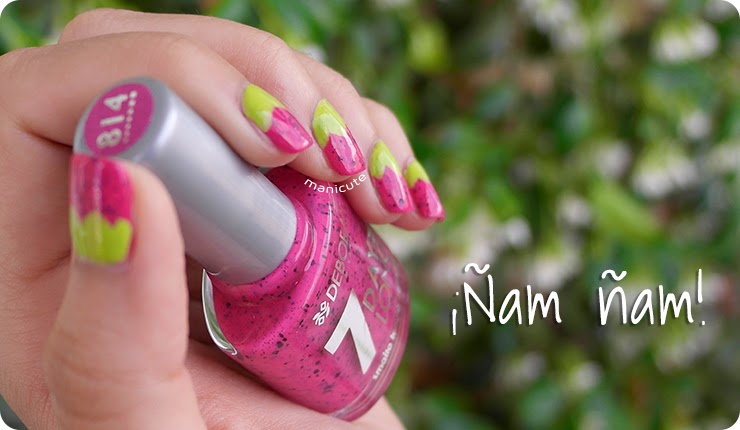 uñas de fresa strawberry nails