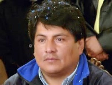 Edgar Patana dice que volverá a la venta de libros en la feria 16 de Julio de El Alto #BoliviaVota