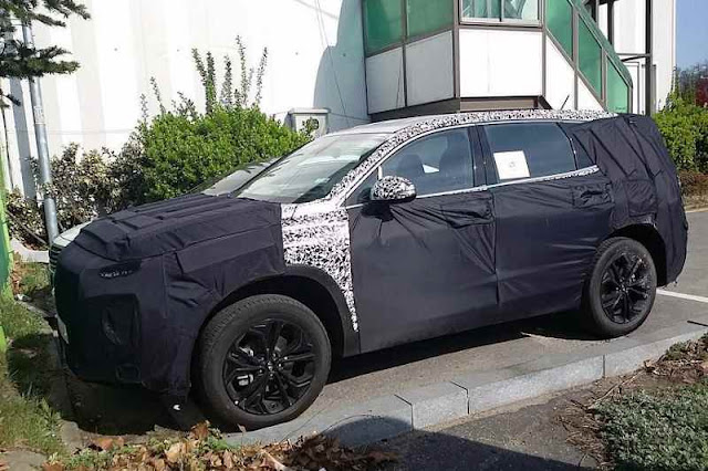 Santa Fe 2018 Spied Images