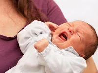 Penyebab dan Cara Mengatasi Kolik Pada Bayi