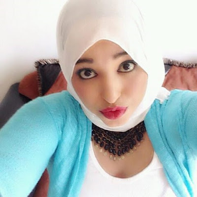 faraasaad haweenka naasaha qaawsada