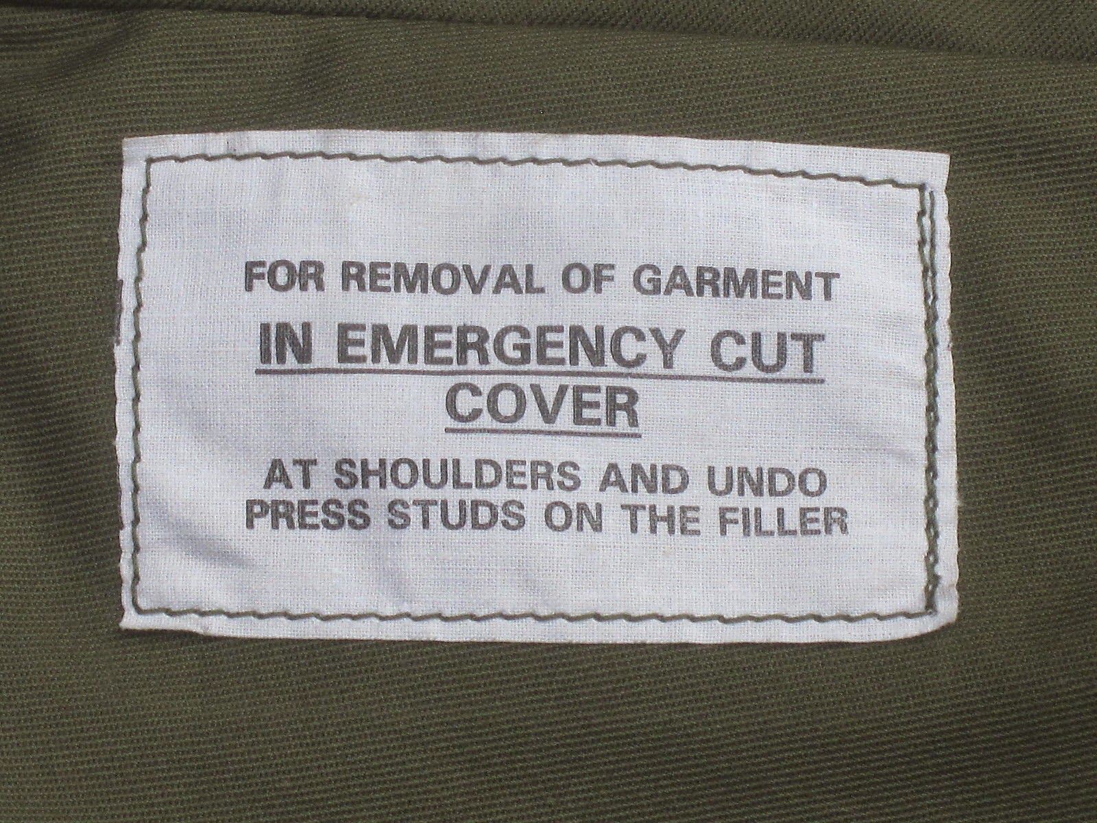 bingbabel British Army Improved Northern Ireland Body Armour & Early Plates INIBA