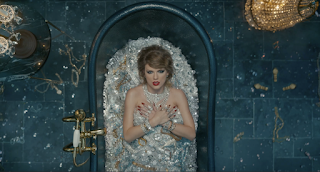 TAYLOR SWIFT BLAZES THE SCREEN WITH PLATINUM IN HER LATEST MUSIC VIDEO “LOOK WHAT YOU MADE ME DO” TAYLOR SWIFT BLAZES THE SCREEN WITH PLATINUM IN HER LATEST MUSIC VIDEO “LOOK WHAT YOU MADE ME DO”