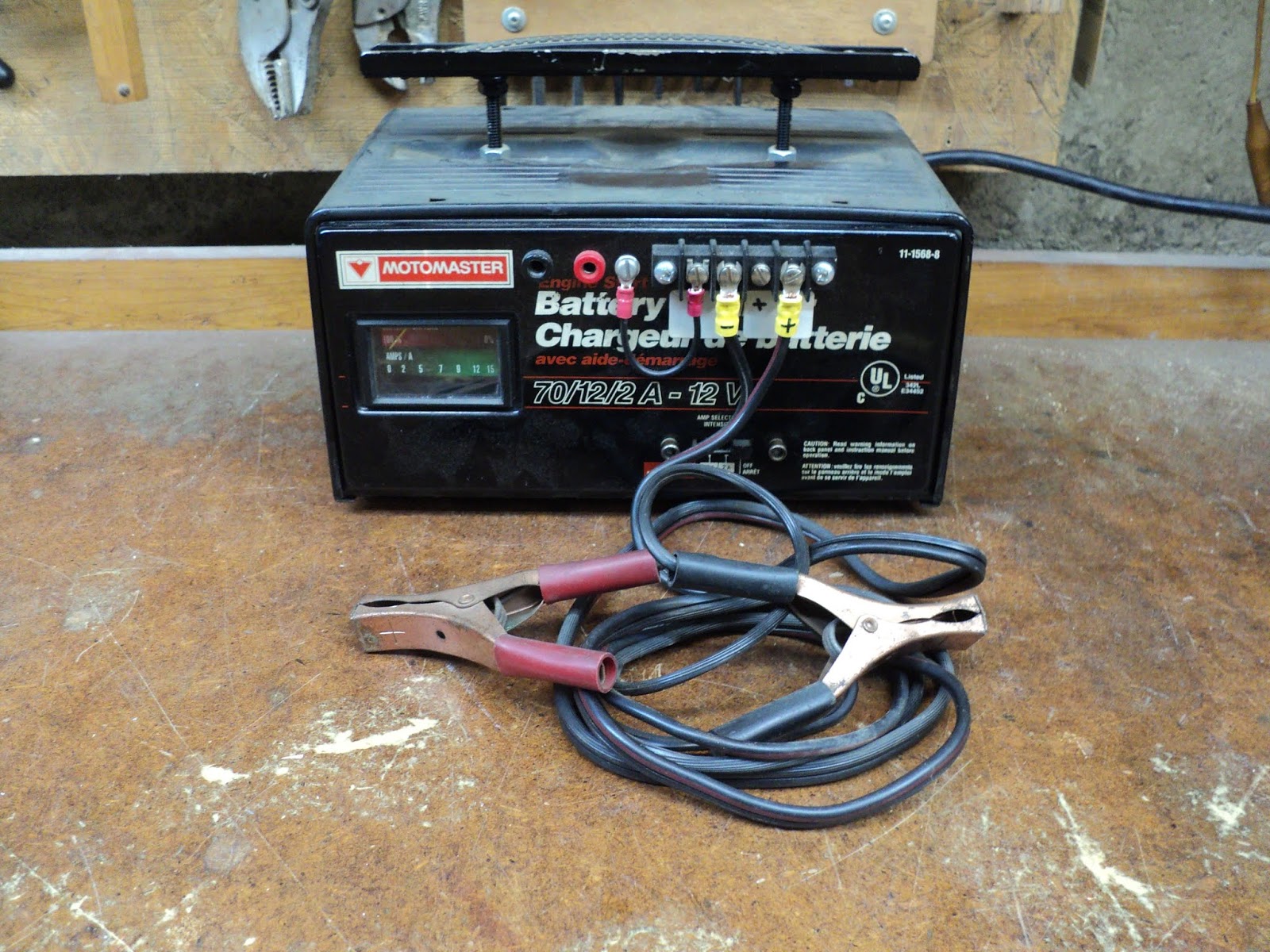Rouge River A 12V Power Supply For CB Radios And The Like