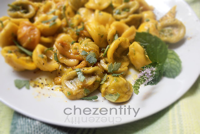 orecchiette colorate zucchine e zafferano