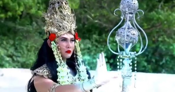 Foto dan biodata Talitha Curtis pemeran Nyi Roro Kidul di