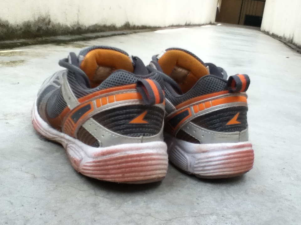 Very Grammatic 7 Power running shoes (the old ones...)