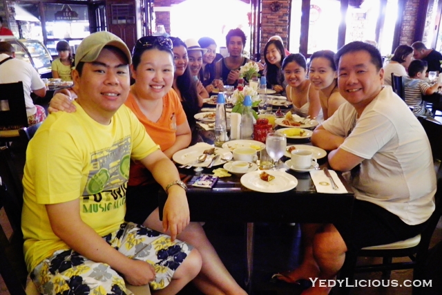Manila Food Bloggers Having Breakfast Buffet at Don Vito of Boracay Mandarin Island Hotel 
