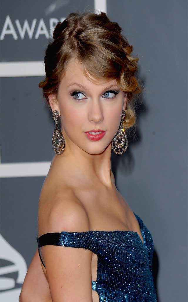 fashionjewellery Taylor Swift Dangling Diamond Earrings