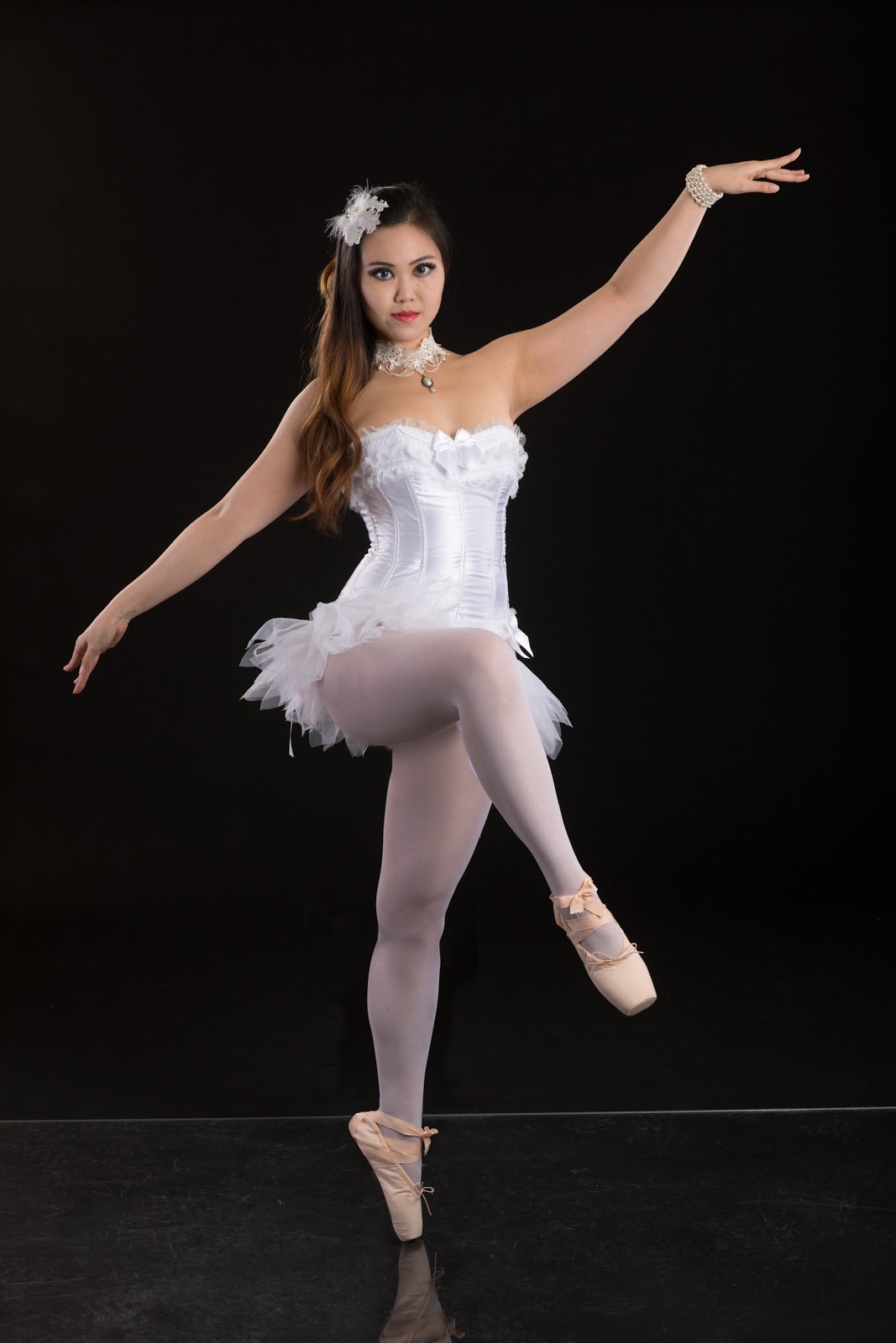 Model Photographic: Fiona Harem Girl & Ballerina