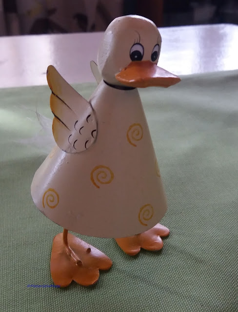Buck made of tin