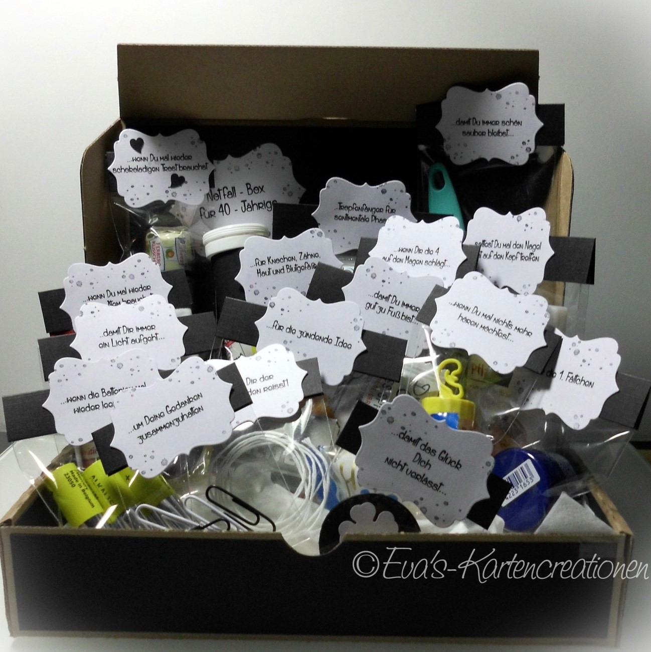 Eva'sKartencreationen Notfallbox zum 40.sten