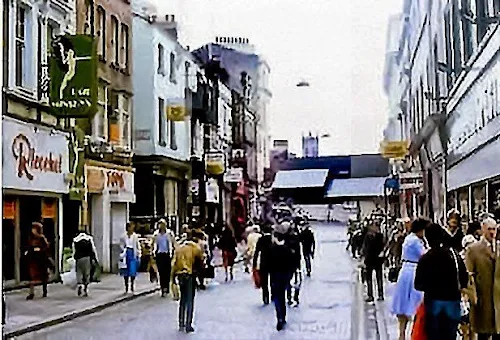 Cases Street