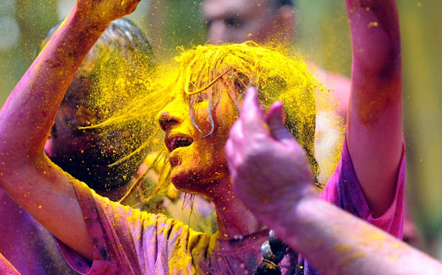 Vrindavan Holi 2015